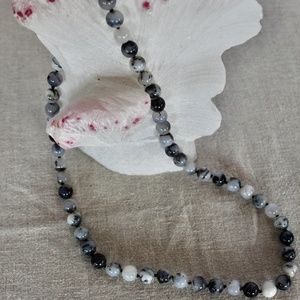 NWOT Hand-strung Black and White Howlite Beaded Necklace